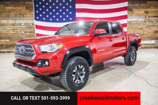 Used 2017 Toyota Tacoma TRD Off-Road image 1
