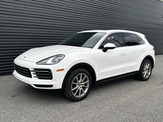 Used 2020 Porsche Cayenne image 1