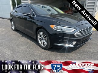 Used 2018 Ford Fusion SE w/ Fusion SE Technology Package image 1