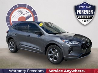 Used 2023 Ford Escape ST-Line video 1