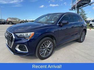 Used 2022 Audi Q3 2.0T Premium w/ Convenience Package image 1