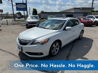Used 2013 Acura ILX w/ Technology Package image 1