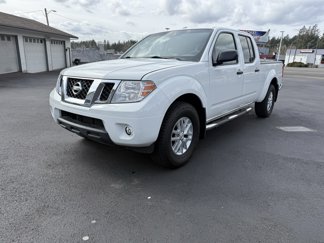 Used 2017 Nissan Frontier SV image 1