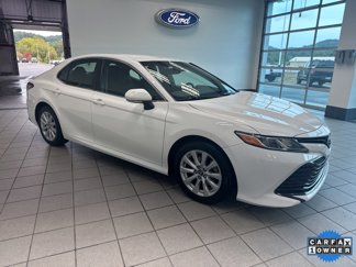 Used 2018 Toyota Camry XLE image 1