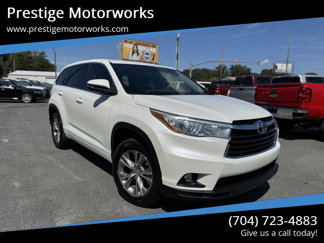 Used 2015 Toyota Highlander LE image 1