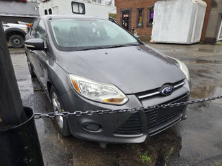 Used 2014 Ford Focus SE image 1