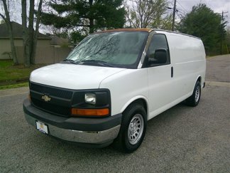 Used 2010 Chevrolet Express 1500 AWD w/ Power Package image 1