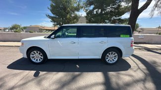 Used 2010 Ford Flex SEL image 1