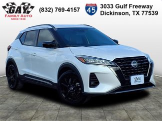 Used 2022 Nissan Kicks SR w/ Premium Package image 1