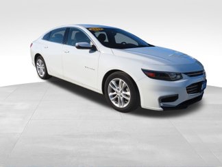 Used 2017 Chevrolet Malibu LT image 1