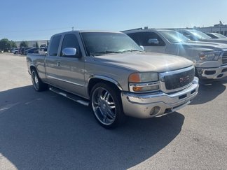 Used 2004 GMC Sierra 1500 SLE w/ Light Duty Power Package image 1