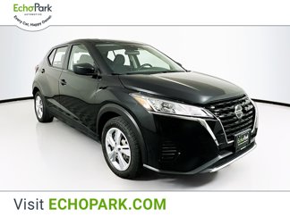 Used 2022 Nissan Kicks S image 1