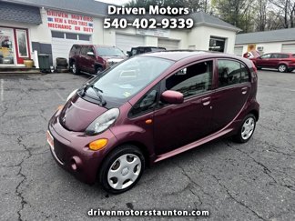 Used 2012 Mitsubishi i SE image 1