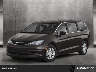 Used 2023 Chrysler Voyager LX image 1