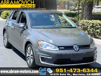 Used 2016 Volkswagen e-Golf SE image 1