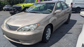Used 2005 Toyota Camry XLE image 1