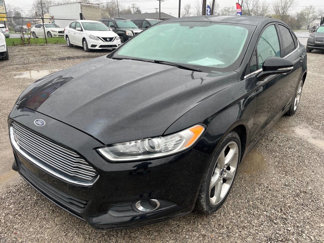Used 2016 Ford Fusion SE image 1