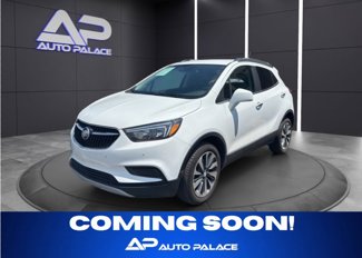 Used 2022 Buick Encore Preferred w/ Safety Package II image 1