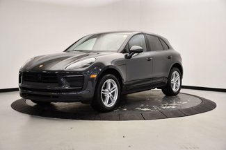 Certified 2024 Porsche Macan image 1