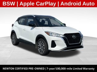 Used 2021 Nissan Kicks SV image 1