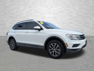 Used 2020 Volkswagen Tiguan SE w/ Panoramic Sunroof Package image 1
