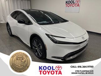 Used 2024 Toyota Prius Limited image 1