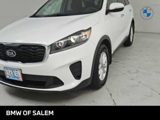 Used 2019 Kia Sorento LX image 1