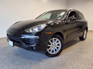 Used 2011 Porsche Cayenne image 1