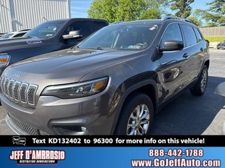 Used 2019 Jeep Cherokee Latitude Plus w/ Cold Weather Group image 1