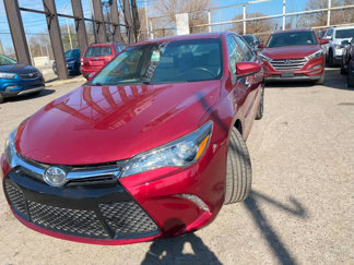 Used 2015 Toyota Camry XSE image 1