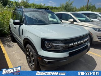 Used 2022 Ford Bronco Sport Outer Banks w/ Tech Package image 1