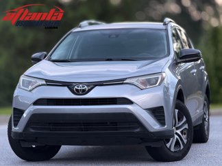 Used 2017 Toyota RAV4 LE image 1