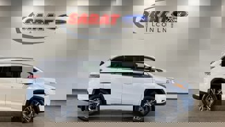 Used 2016 Toyota Highlander XLE image 1