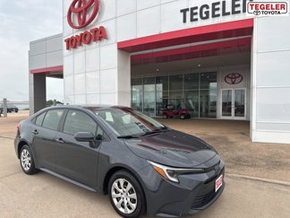 Used 2023 Toyota Corolla LE image 1