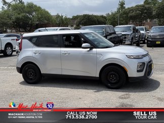 Used 2020 Kia Soul LX image 1