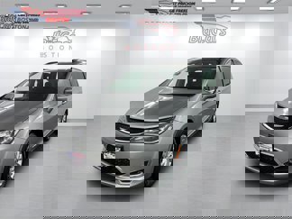 Used 2019 Chrysler Pacifica Touring-L image 1