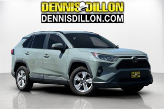 Used 2020 Toyota RAV4 XLE image 1