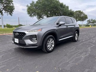 Used 2019 Hyundai Santa Fe SE image 1