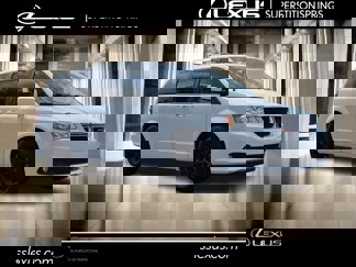 Used 2019 Dodge Grand Caravan SXT image 1