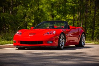 Used 2011 Chevrolet Corvette Grand Sport w/ Preferred Equipment Group image 1