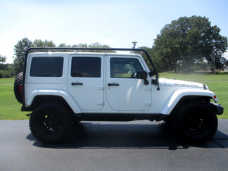 Used 2015 Jeep Wrangler Unlimited Rubicon w/ Connectivity Group image 1