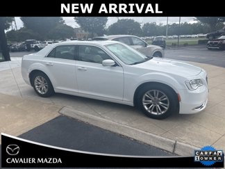 Used 2017 Chrysler 300 Limited w/ Value Package image 1