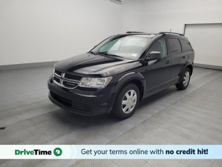 Used 2019 Dodge Journey SE image 1