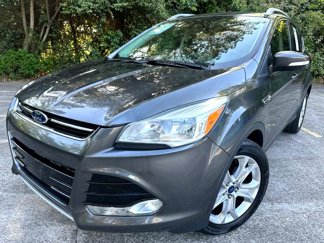 Used 2016 Ford Escape Titanium image 1