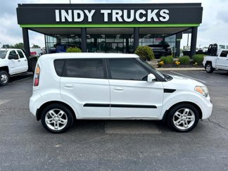 Used 2010 Kia Soul + w/ Audio Pkg image 1