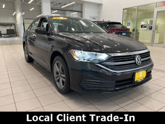 Used 2022 Volkswagen Jetta SE image 1