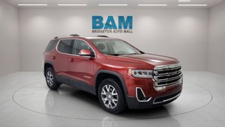 Certified 2023 GMC Acadia SLT image 1