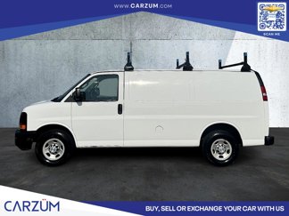 Used 2017 Chevrolet Express 2500 image 1