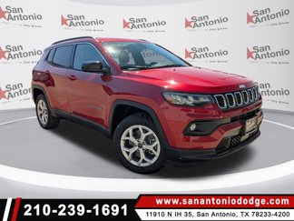 New 2025 Jeep Compass Latitude image 1