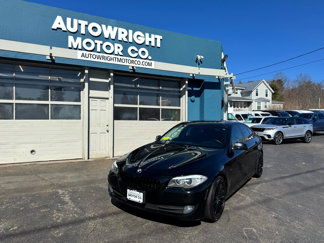 Used 2011 BMW 528i Sedan image 1